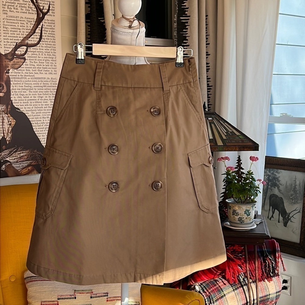GAP skirt